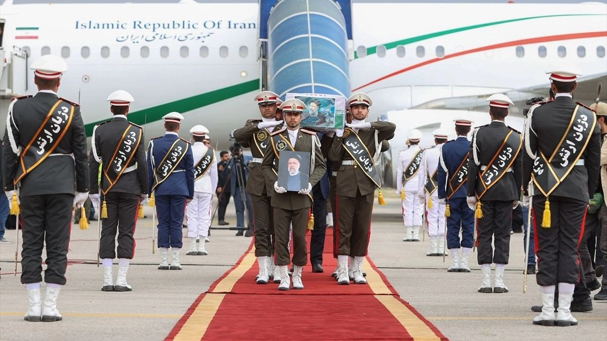 U Teheran dopremljena tijela iranskog predsjednika Raisija i drugih poginulih u helikopterskoj nesreći